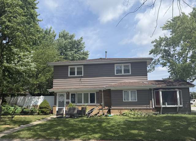 Property at 916 William St, Calumet City, IL 60409, 6 beds, 2.5 baths