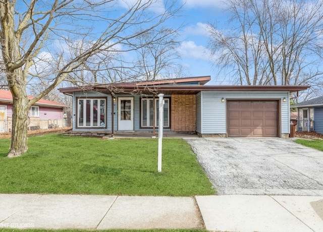 Property at 334 Sauk Trl, Park Forest, IL 60466, 3 beds, 1.5 baths