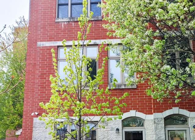 Property at 331 E 17th St, Chicago, IL 60616, 3 beds, 2.5 baths