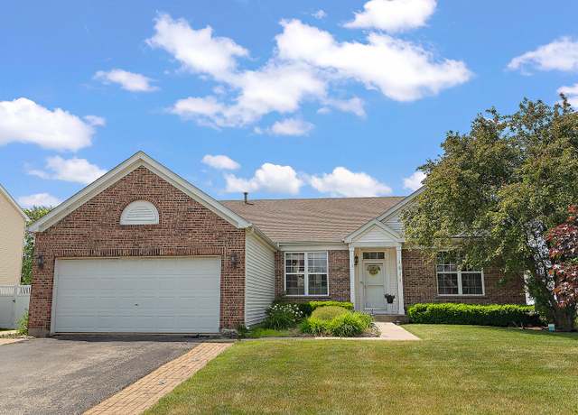 Property at 1611 Wintercrest Ln, Shorewood, IL 60404, 4 beds, 3 baths