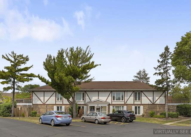 Property at 1860 W Surrey Park Ln Unit 2B, Arlington Heights, IL 60005, 2 beds, 2 baths