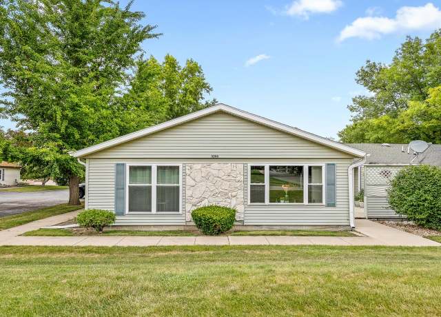 Property at 3200 W Carthage Dr #3, Freeport, IL 61032, 2 beds, 2 baths