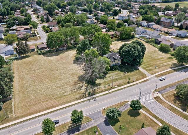 Property at 26W241 Lies Rd, Carol Stream, IL 60188, 4 beds, 2 baths
