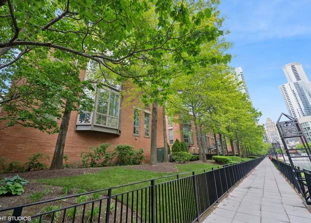 Property at 456 E North Water St Unit H, Chicago, IL 60611, 4 beds, 3.5 baths