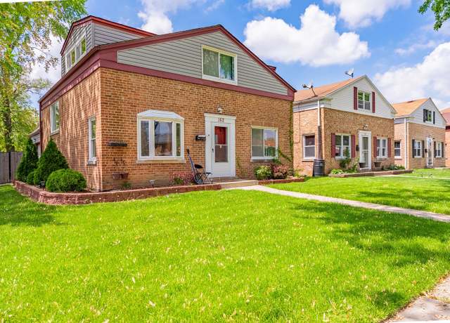 Property at 162 Linden Ave, Bellwood, IL 60104, 3 beds, 1.5 baths