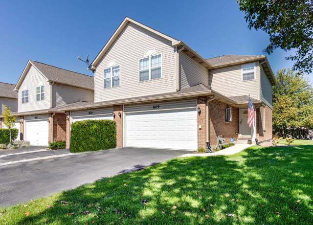 Property at 1619 Windward Ct, Naperville, IL 60563, 3 beds, 3.5 baths