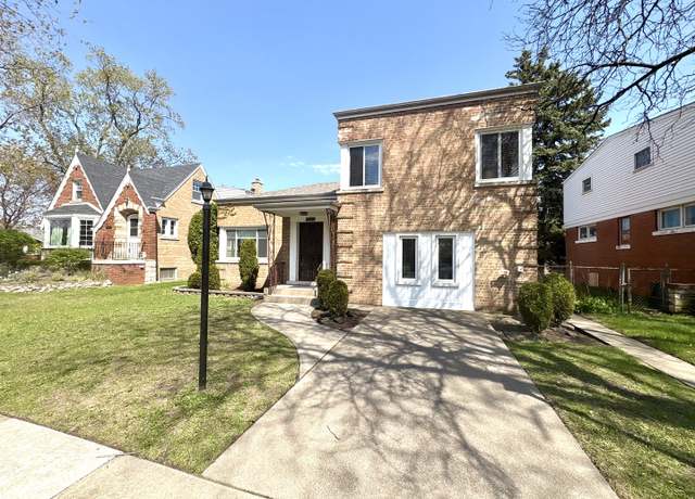 Property at 9805 S Avers Ave, Evergreen Park, IL 60805, 2 beds, 1.5 baths