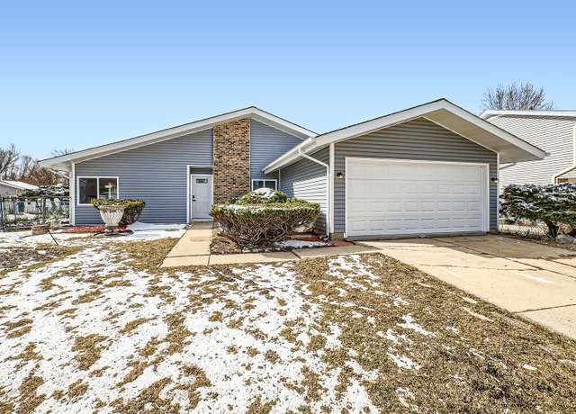 Property at 1332 Sea Biscuit Ln, Hanover Park, IL 60133, 4 beds, 2 baths
