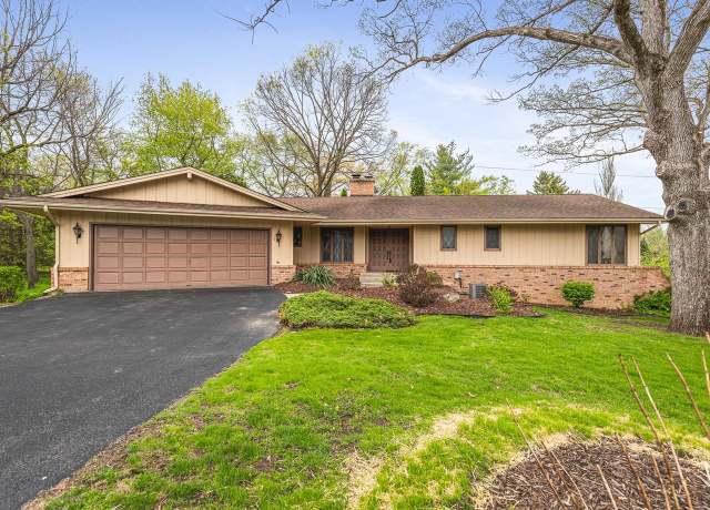 Property at 7937 Revere Cir, Belvidere, IL 61008, 4 beds, 3 baths