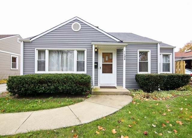 Property at 1134 Webster Ln, Des Plaines, IL 60016, 2 beds, 1 bath