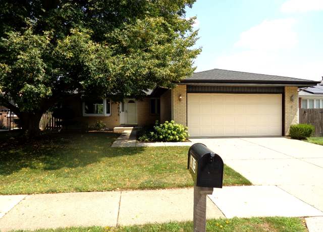 Property at 1015 Bowie Dr, Carol Stream, IL 60188, 3 beds, 2 baths