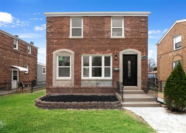 Property at 3728 S 57th Ave, Cicero, IL 60804, 3 beds, 1.5 baths