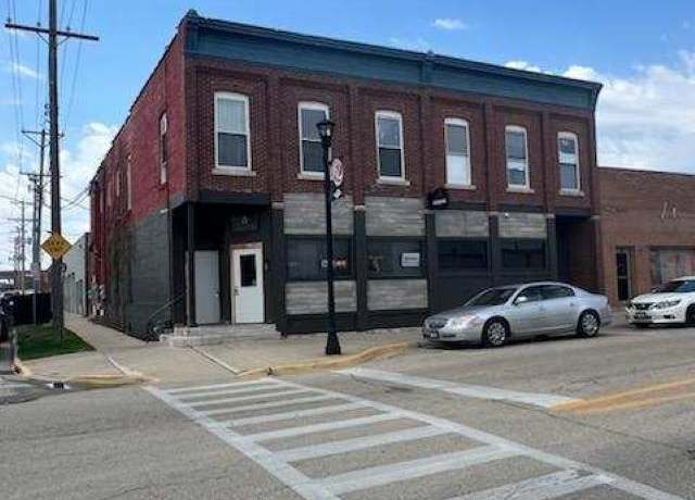 Property at 200 N Washington St, Rochelle, IL 61068, 4 beds, 5 baths