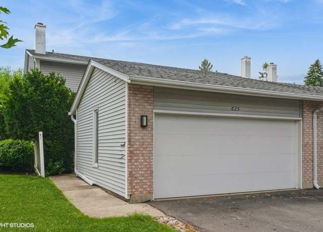 Property at 625 Pheasant Ln, Deerfield, IL 60015, 4 beds, 2.5 baths