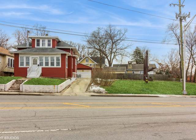 Property at 943 E New York St, Aurora, IL 60505, 3 beds, 2 baths