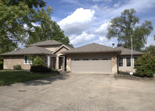Property at 19049 S Parker Rd, Mokena, IL 60448, 3 beds, 3.5 baths