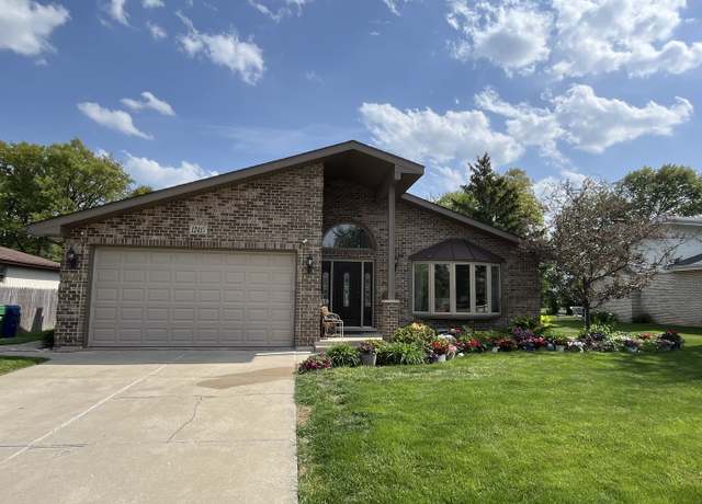 Property at 12415 W Martingale Ln, Homer Glen, IL 60491, 3 beds, 3.5 baths