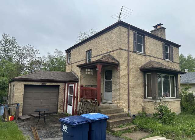 Property at 355 S Westgate Rd, Des Plaines, IL 60016, 3 beds, 1.5 baths