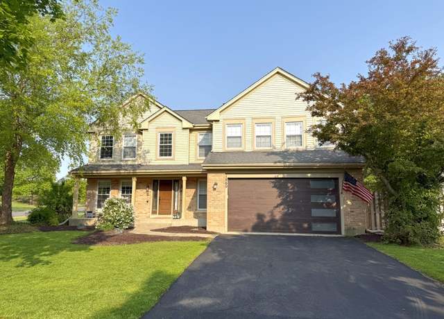 Property at 1860 Dorchester Ave, Algonquin, IL 60102, 4 beds, 3 baths