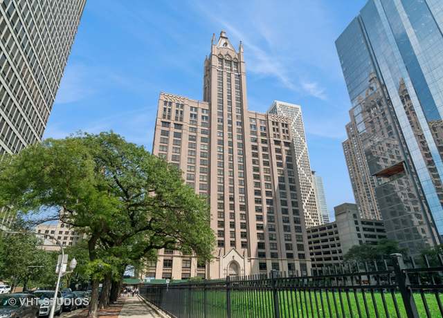 Property at 680 N Lake Shore Dr #2800, Chicago, IL 60611, 2 beds, 2 baths