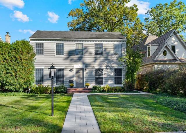 Property at 989 Ash St, Winnetka, IL 60093, 5 beds, 3.5 baths