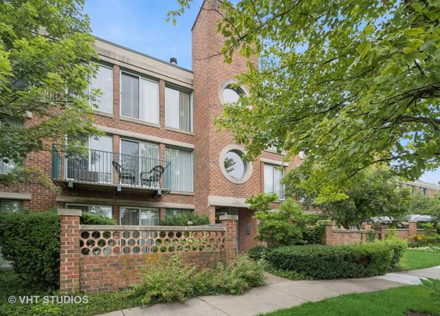 Property at 1030 Arbor Ln #202, Northfield, IL 60093, 2 beds, 2 baths