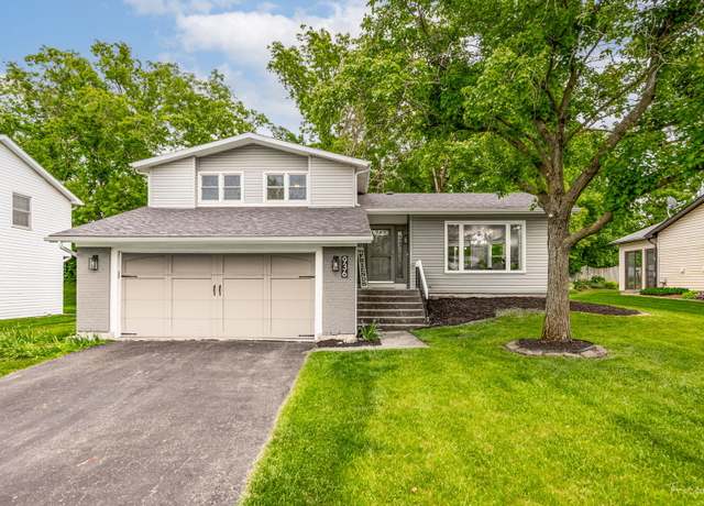 Property at 936 N Ashbury Ave, Bolingbrook, IL 60440, 3 beds, 2 baths