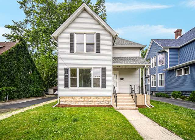 Property at 207 Iowa Ave, Joliet, IL 60433, 4 beds, 1.5 baths