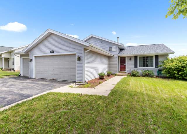 Property at 3949 North Port Dr, Rockford, IL 61109, 4 beds, 2 baths