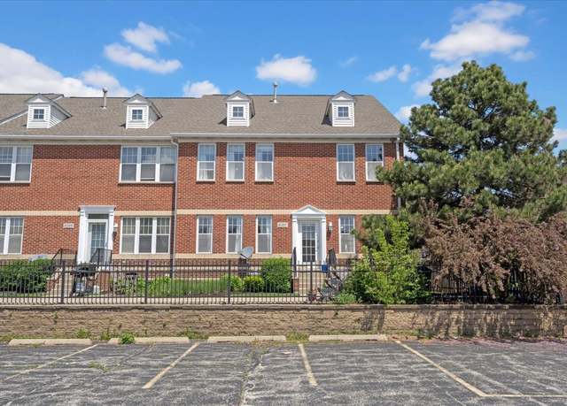 Property at 8207 Lincoln Ave, Skokie, IL 60077, 5 beds, 3.5 baths