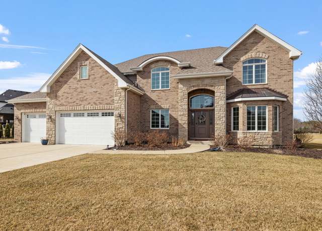 Property at 8674 Stone Creek Blvd, Frankfort, IL 60423, 5 beds, 3.5 baths