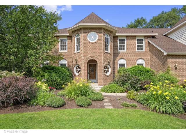 Property at 7S660 Hobson Trails Dr, Naperville, IL 60540, 5 beds, 4.5 baths