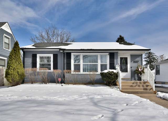 Property at 739 S Spring Rd, Elmhurst, IL 60126, 2 beds, 2 baths