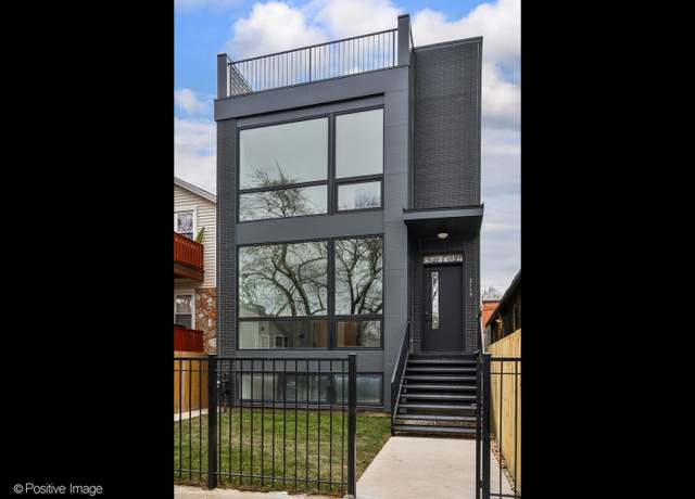 Property at 2119 W Huron St, Chicago, IL 60612, 5 beds, 5 baths