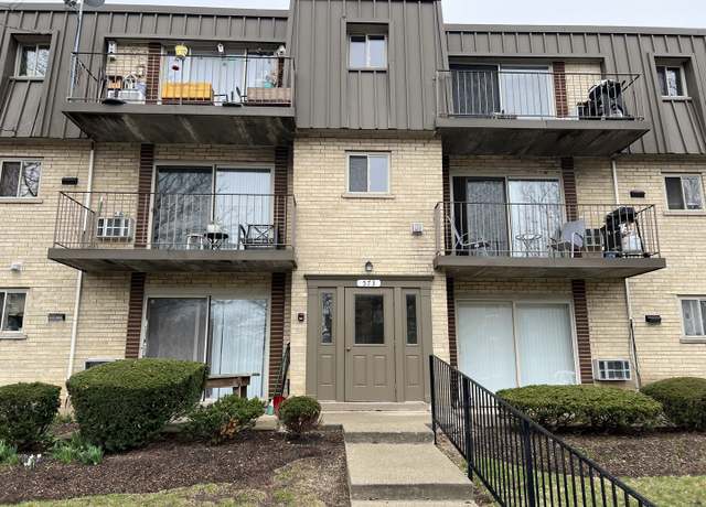 Property at 573 Fairway View Dr Unit 2A, Wheeling, IL 60090, 2 beds, 1 bath