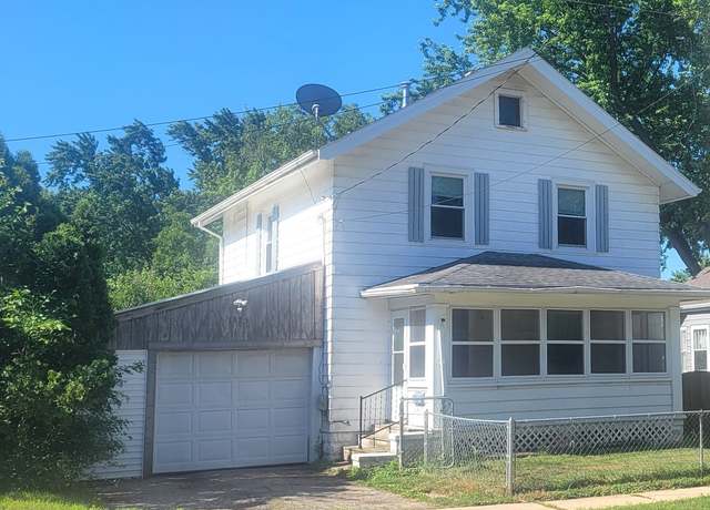 Property at 1325 21st Ave, Rockford, IL 61104, 3 beds, 1 bath