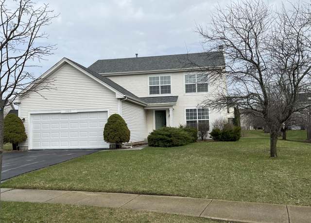 Property at 1483 S Bayport Ln, Round Lake, IL 60073, 4 beds, 2.5 baths