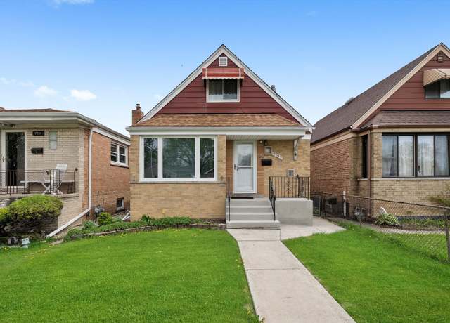Property at 7757 Linder Ave, Burbank, IL 60459, 5 beds, 2.5 baths