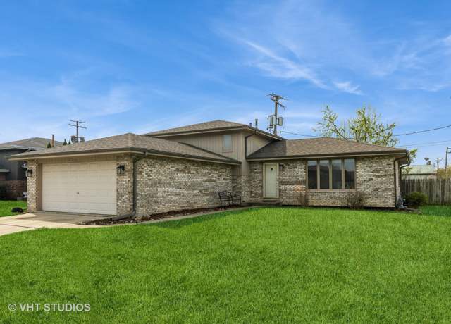 Property at 4661 146th St, Midlothian, IL 60445, 3 beds, 2 baths