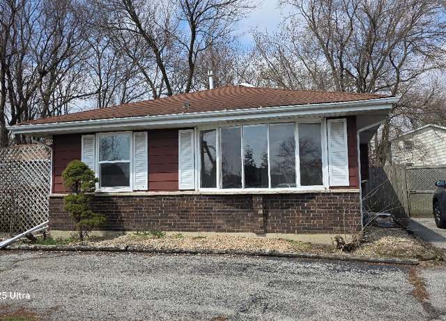 Property at 2420 63rd St, Downers Grove, IL 60516, 3 beds, 2 baths