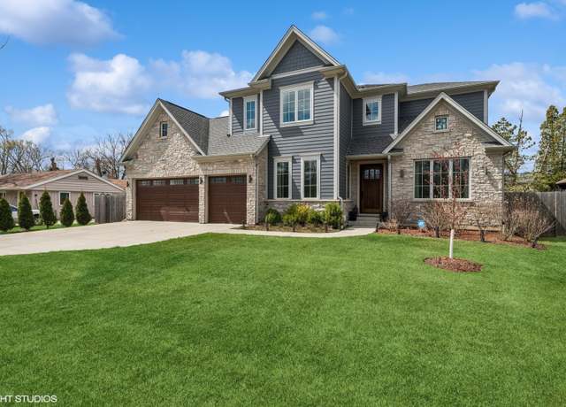Property at 1780 Prairie Ave, Northbrook, IL 60062, 5 beds, 5 baths