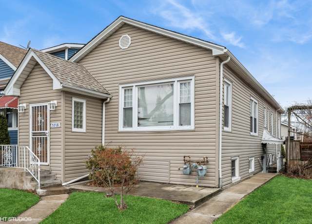 Property at 5718 W Melrose St, Chicago, IL 60634, 6 beds, 3 baths