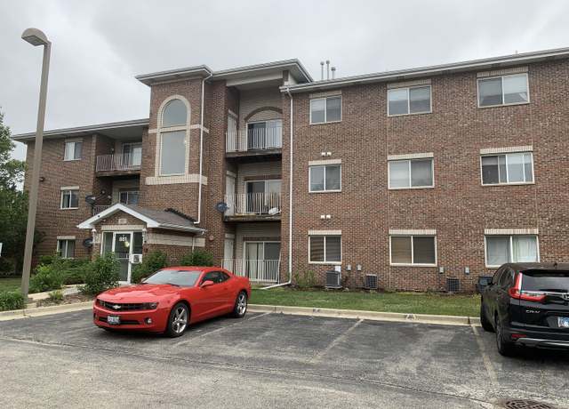 Property at 881 N Swift Rd #105, Addison, IL 60101, 2 beds, 2 baths