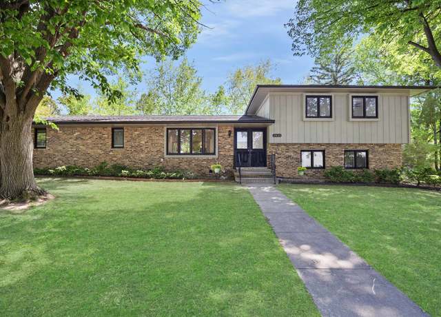 Property at 1411 Westview Dr, Normal, IL 61761, 4 beds, 3 baths