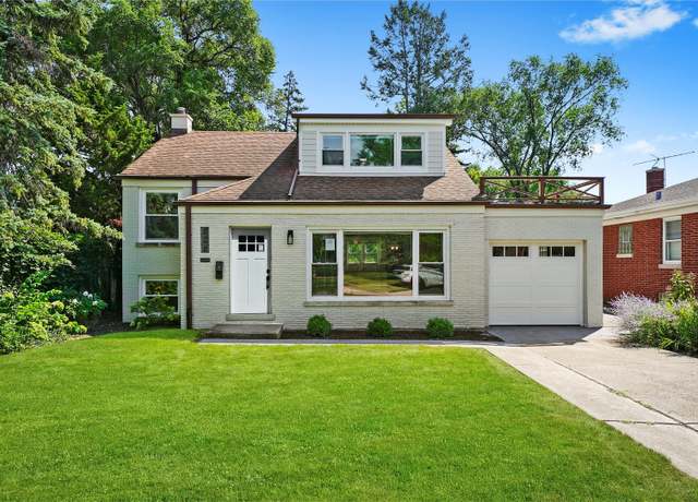 Property at 141 N Peck Ave, La Grange, IL 60525, 3 beds, 3 baths