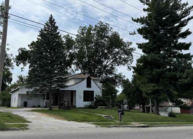 Property at 2700 Harrison, Quincy, IL 62301, 7 beds, 3 baths