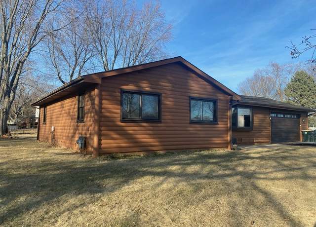 Property at 35 Earl St, Plano, IL 60545, 3 beds, 2 baths