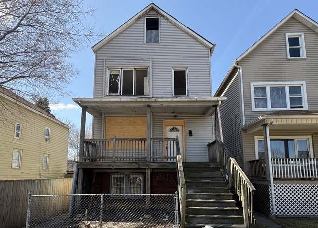 Property at 8412 S Exchange Ave, Chicago, IL 60617, 6 beds, 2 baths