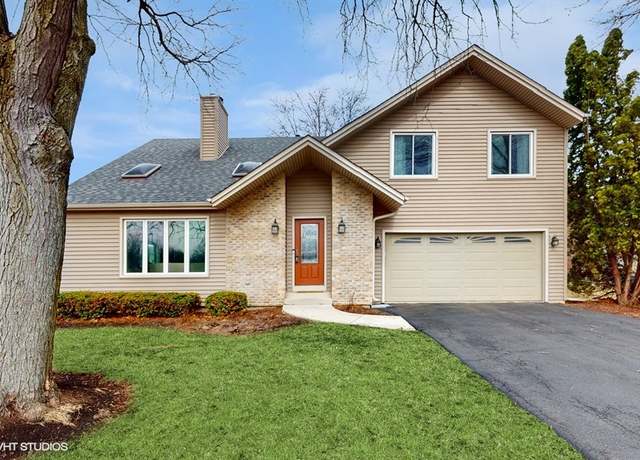 Property at 1299 Leverenz Rd, Naperville, IL 60564, 3 beds, 2.5 baths