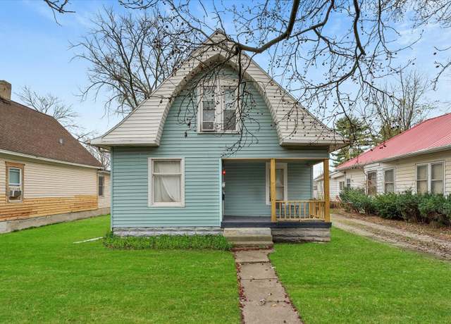 Property at 402 S Cottage Grove Ave, Urbana, IL 61802, 3 beds, 2 baths